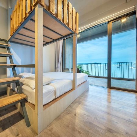 Shin Arch39 Phuket Beach Front - Sha Plus Chalong Ngoại thất bức ảnh