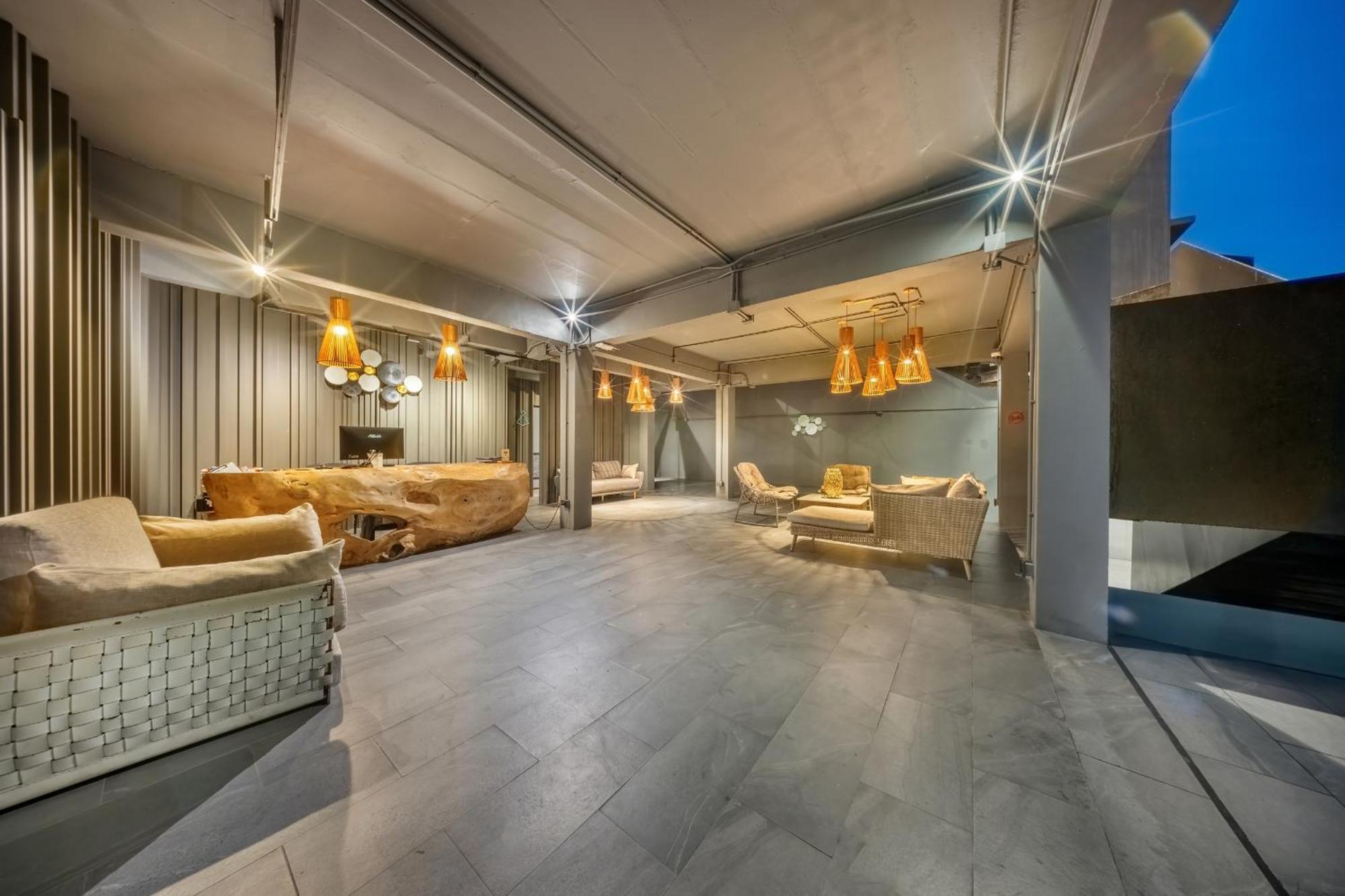 Shin Arch39 Phuket Beach Front - Sha Plus Chalong Ngoại thất bức ảnh