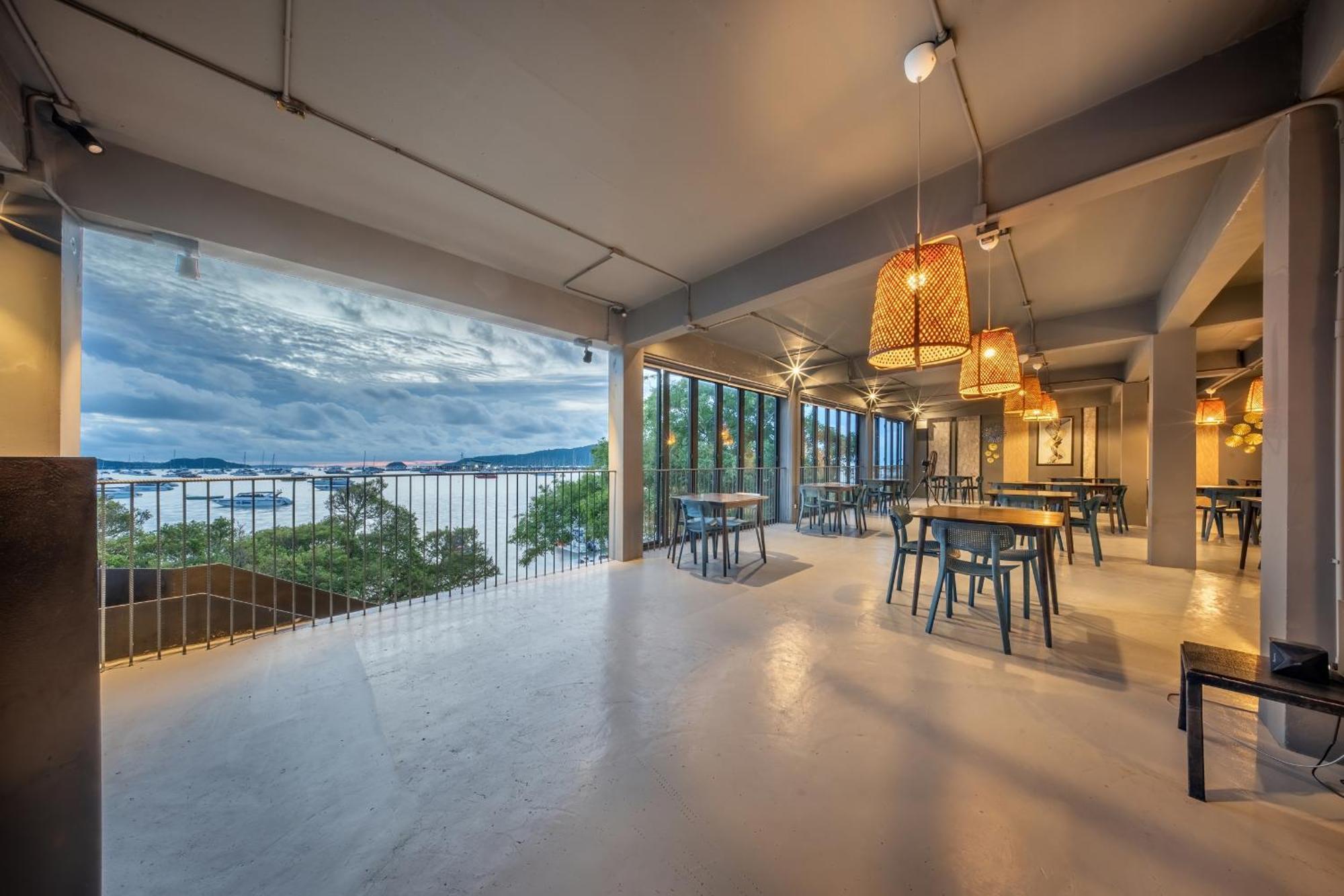 Shin Arch39 Phuket Beach Front - Sha Plus Chalong Ngoại thất bức ảnh