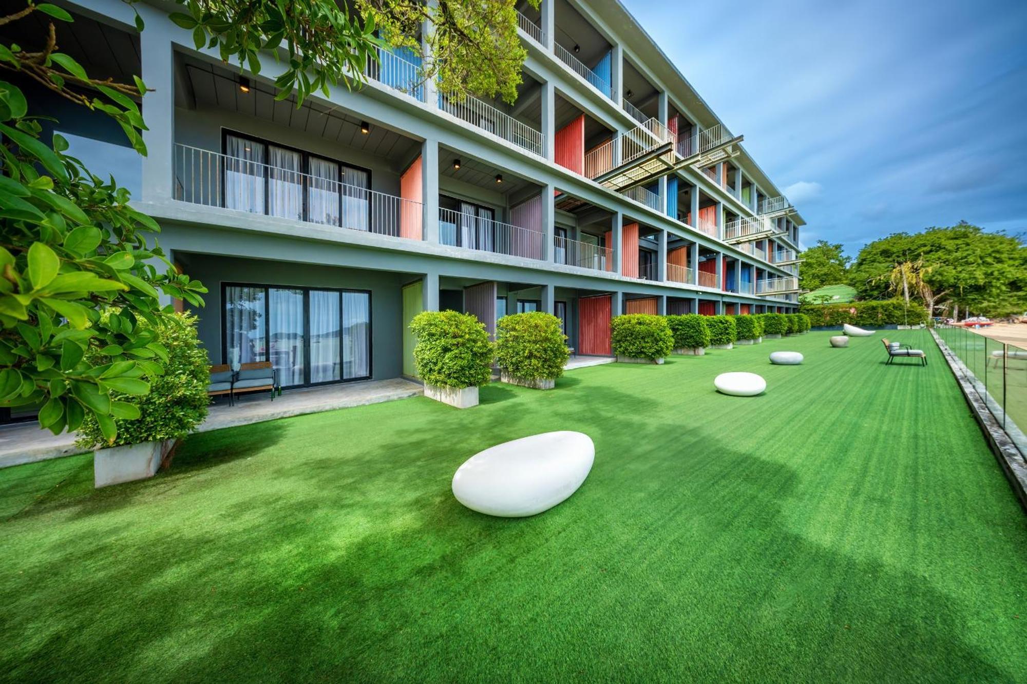 Shin Arch39 Phuket Beach Front - Sha Plus Chalong Ngoại thất bức ảnh