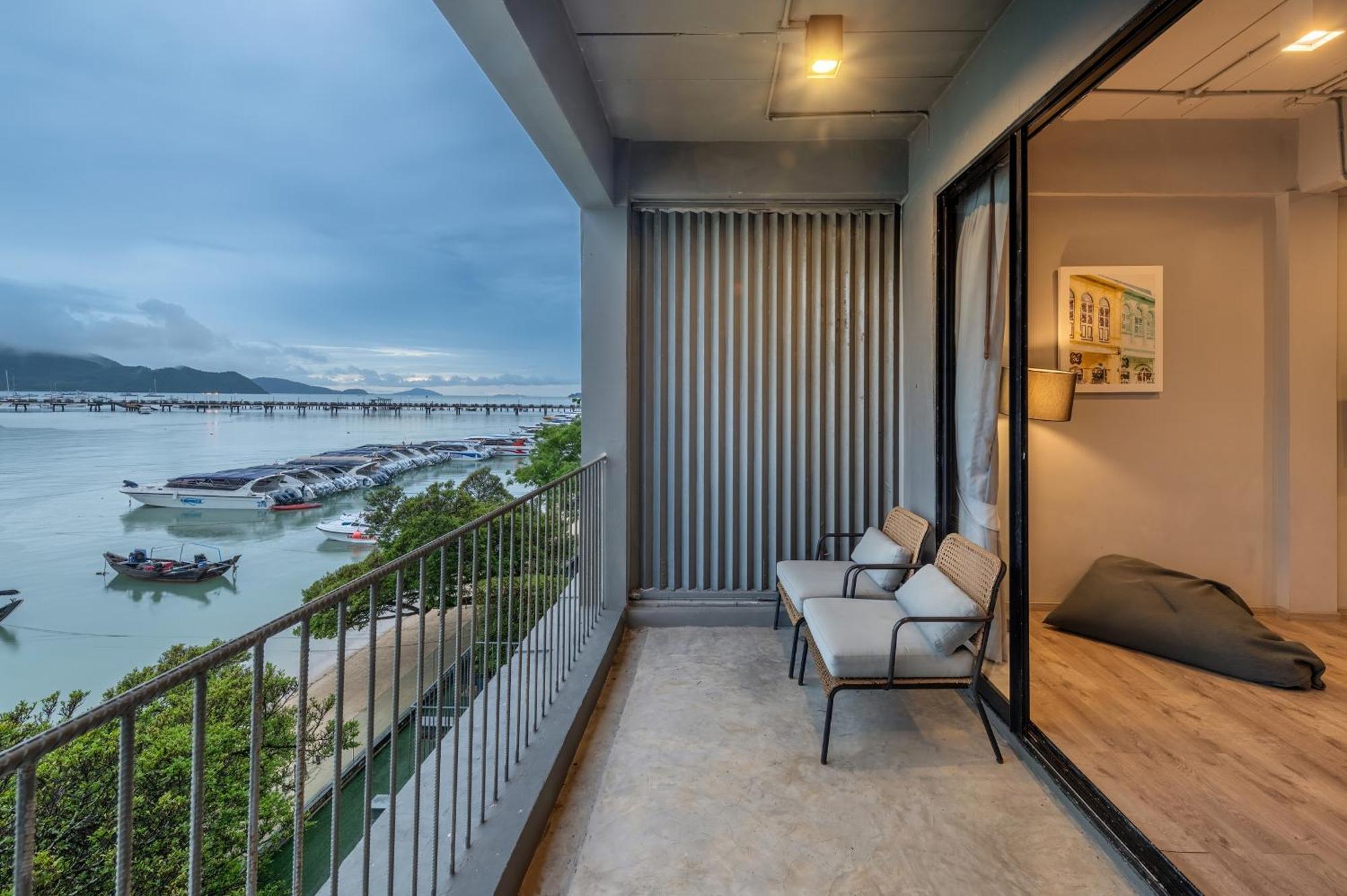 Shin Arch39 Phuket Beach Front - Sha Plus Chalong Ngoại thất bức ảnh