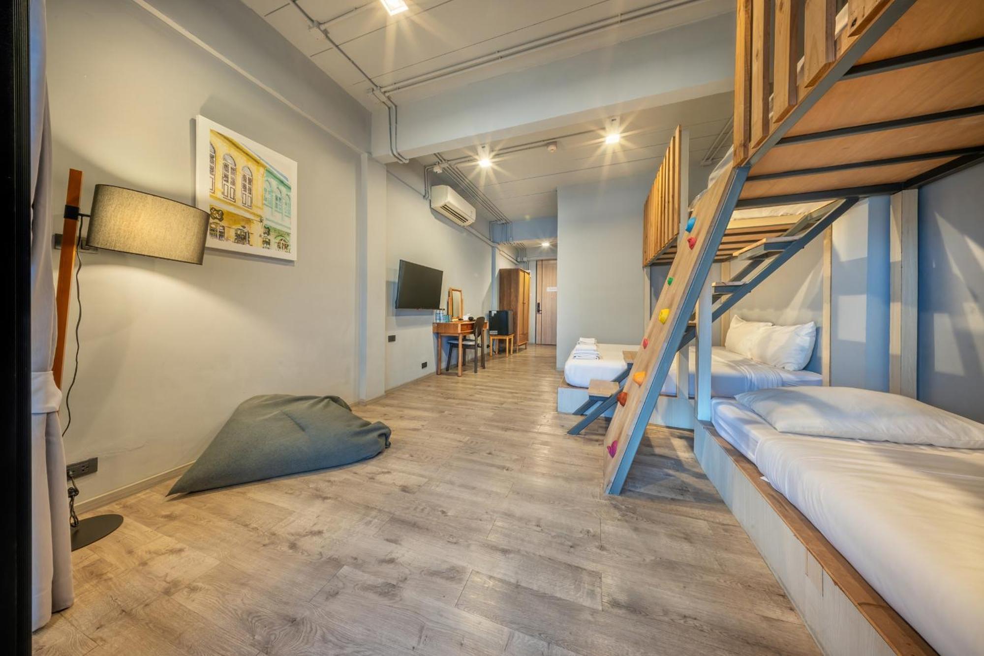Shin Arch39 Phuket Beach Front - Sha Plus Chalong Ngoại thất bức ảnh