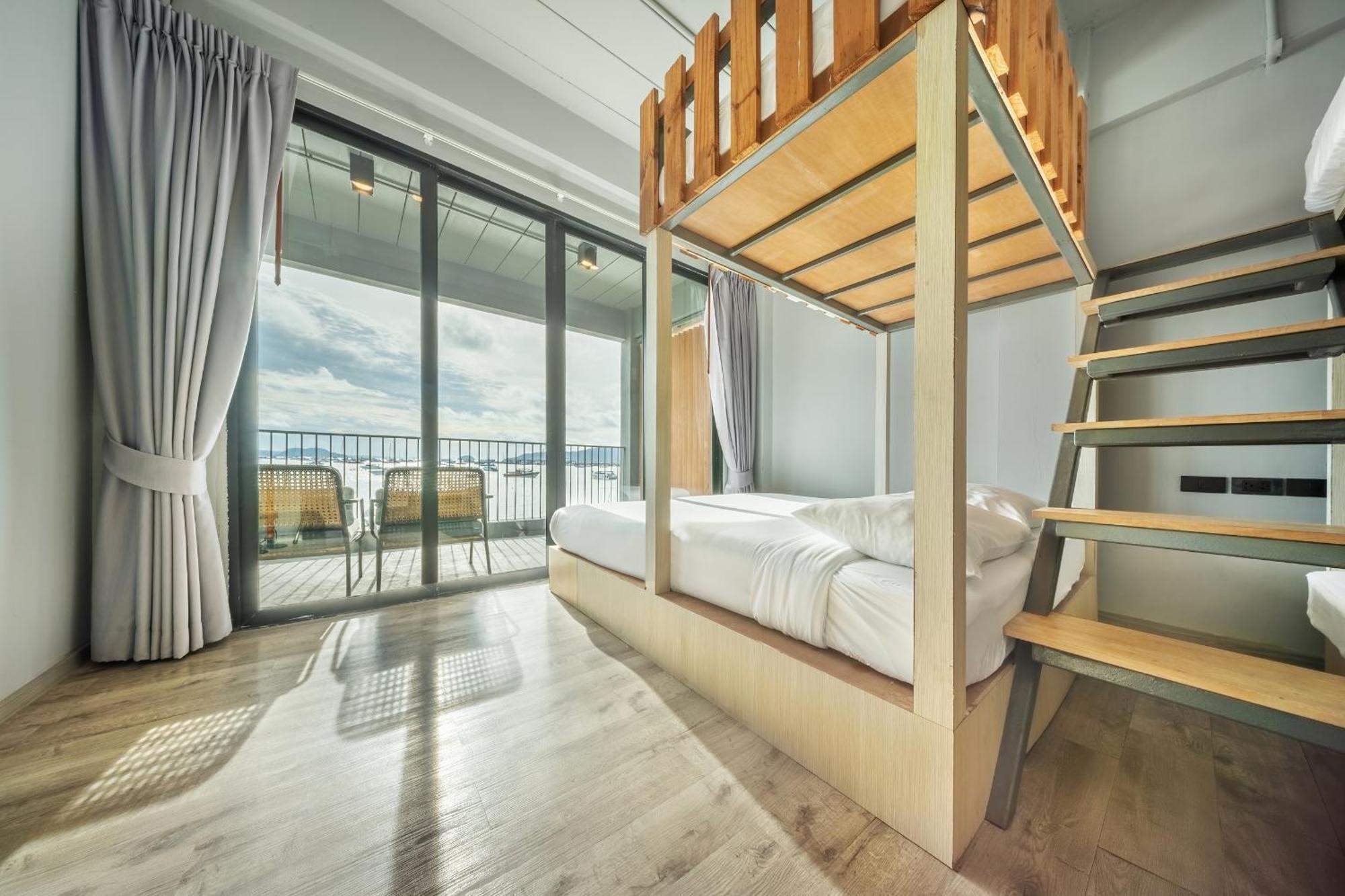 Shin Arch39 Phuket Beach Front - Sha Plus Chalong Ngoại thất bức ảnh