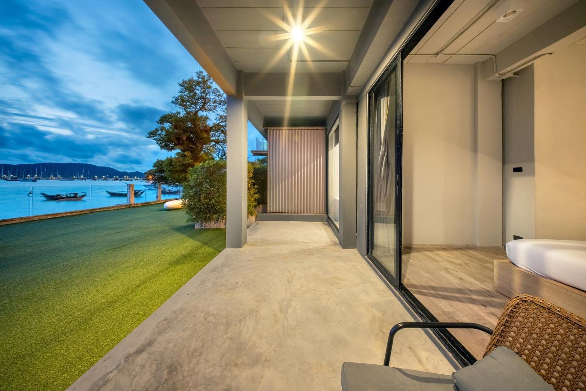 Shin Arch39 Phuket Beach Front - Sha Plus Chalong Ngoại thất bức ảnh