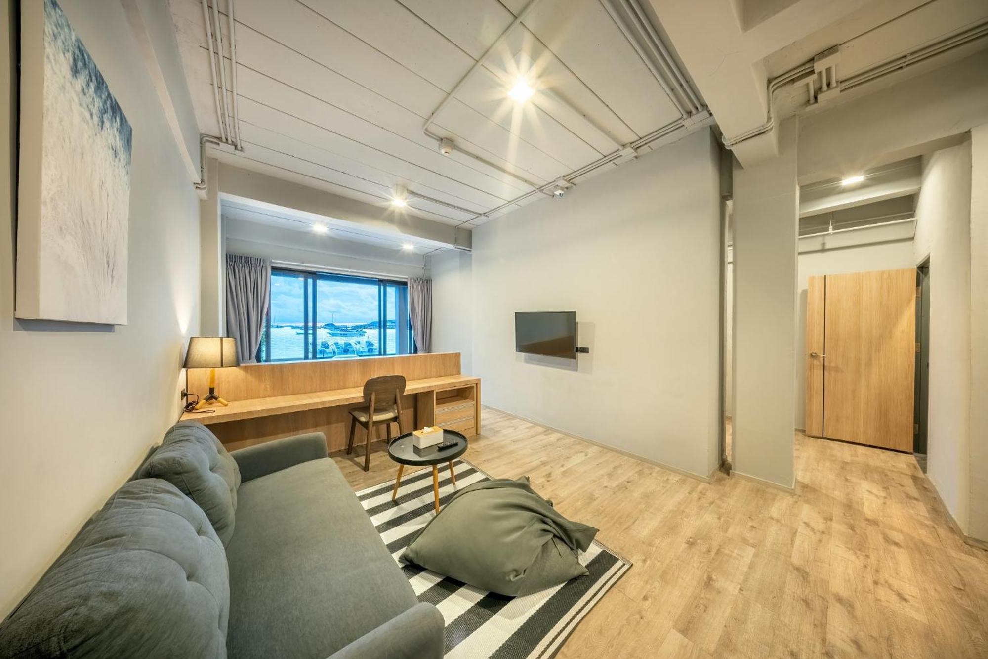 Shin Arch39 Phuket Beach Front - Sha Plus Chalong Ngoại thất bức ảnh