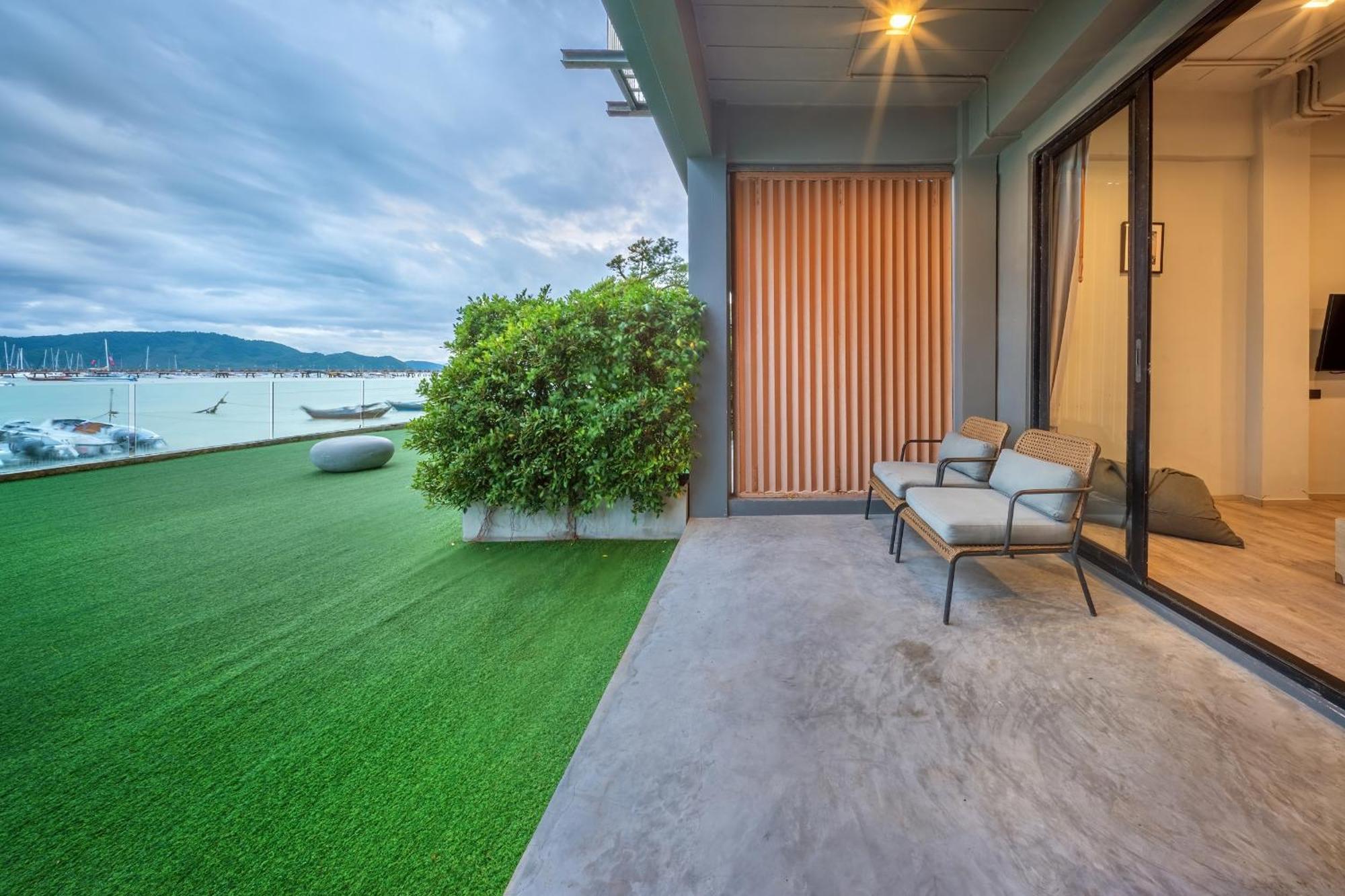 Shin Arch39 Phuket Beach Front - Sha Plus Chalong Ngoại thất bức ảnh