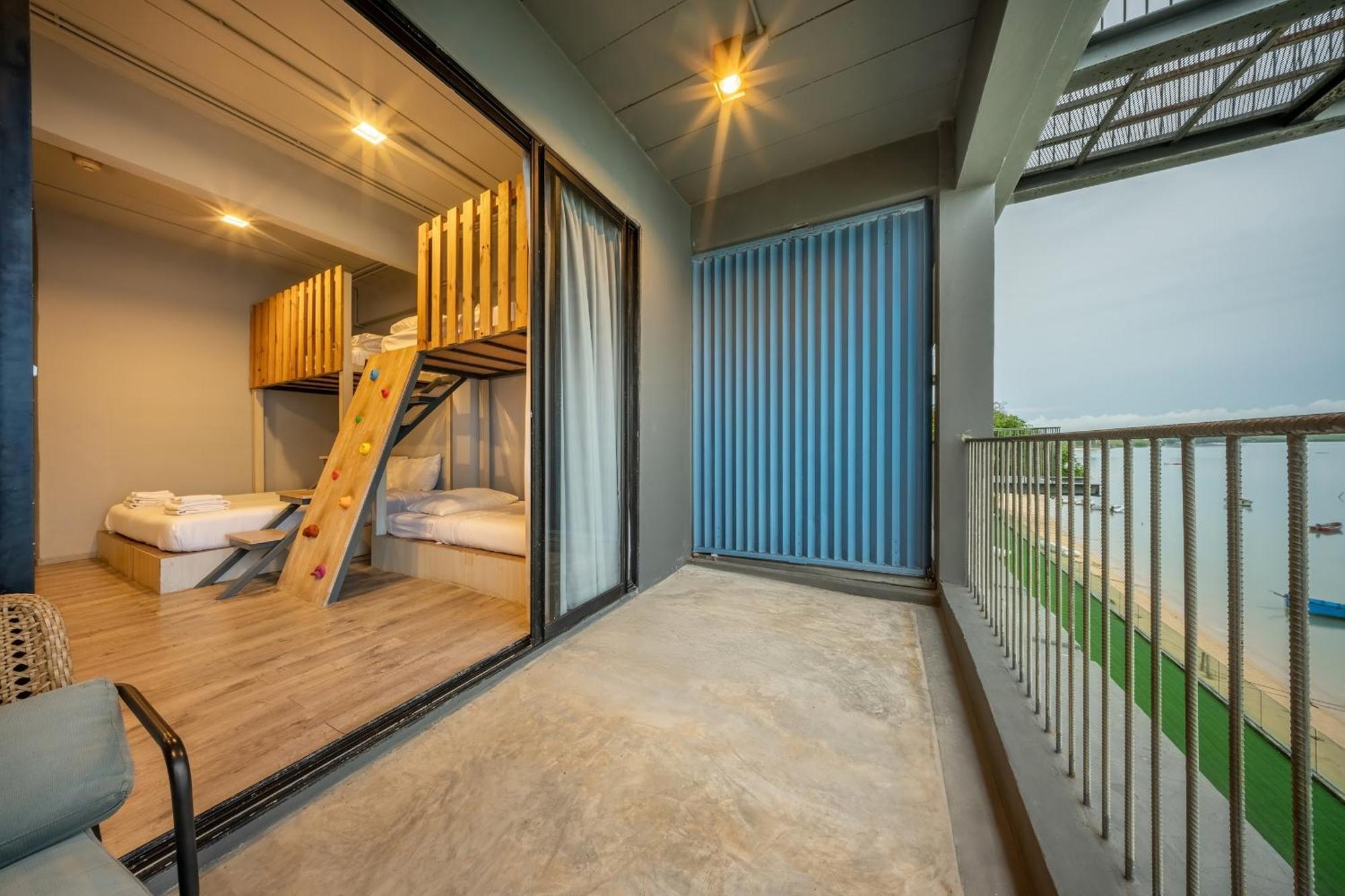 Shin Arch39 Phuket Beach Front - Sha Plus Chalong Ngoại thất bức ảnh
