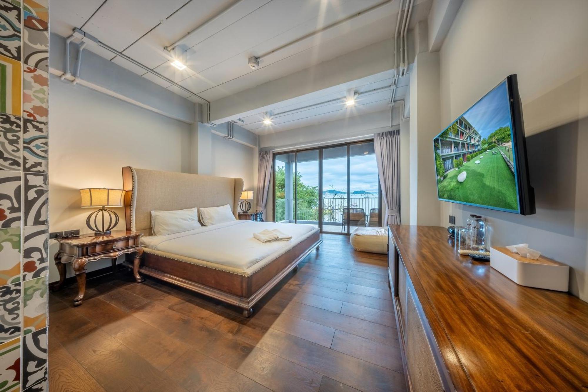 Shin Arch39 Phuket Beach Front - Sha Plus Chalong Ngoại thất bức ảnh