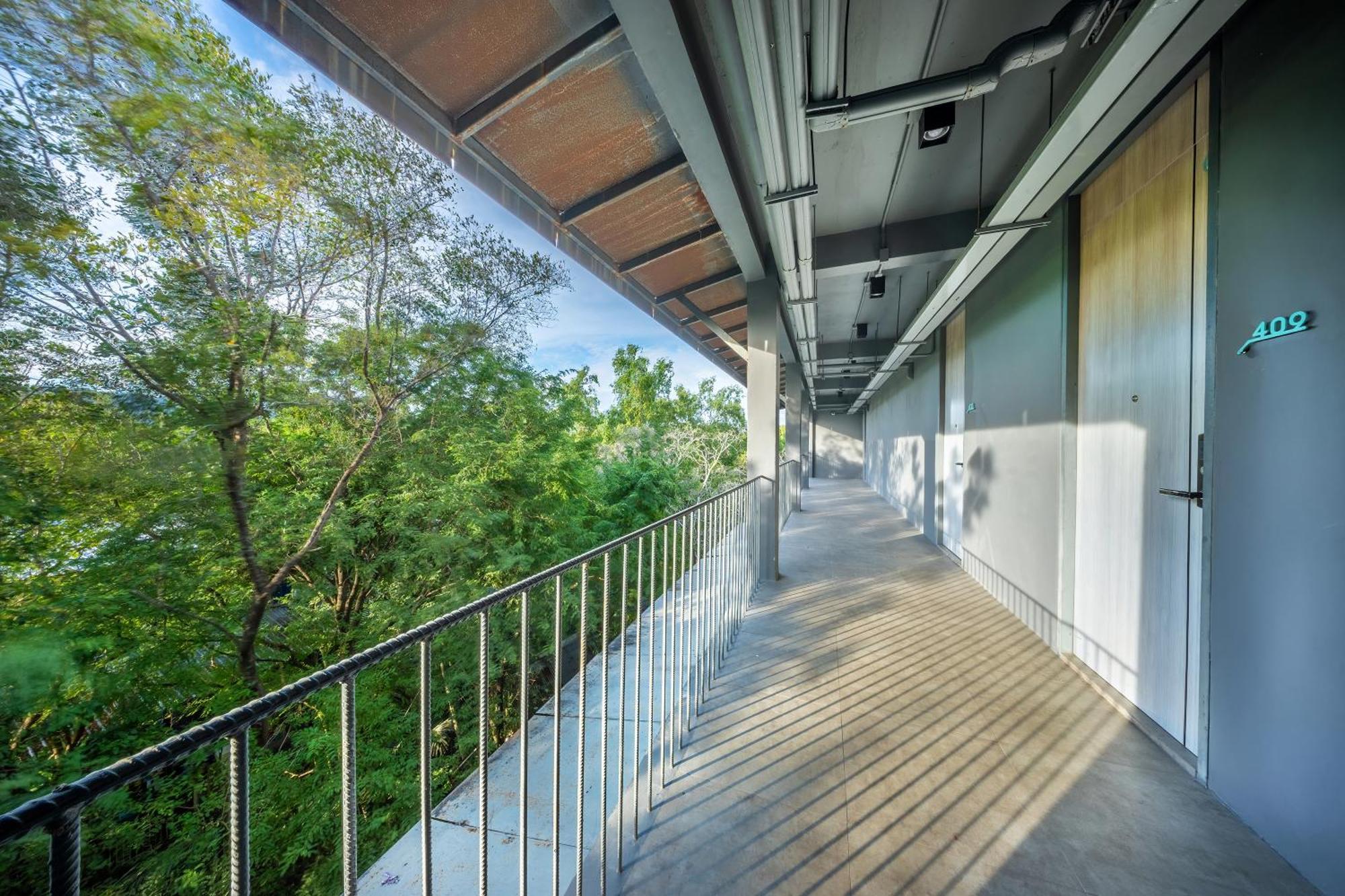 Shin Arch39 Phuket Beach Front - Sha Plus Chalong Ngoại thất bức ảnh