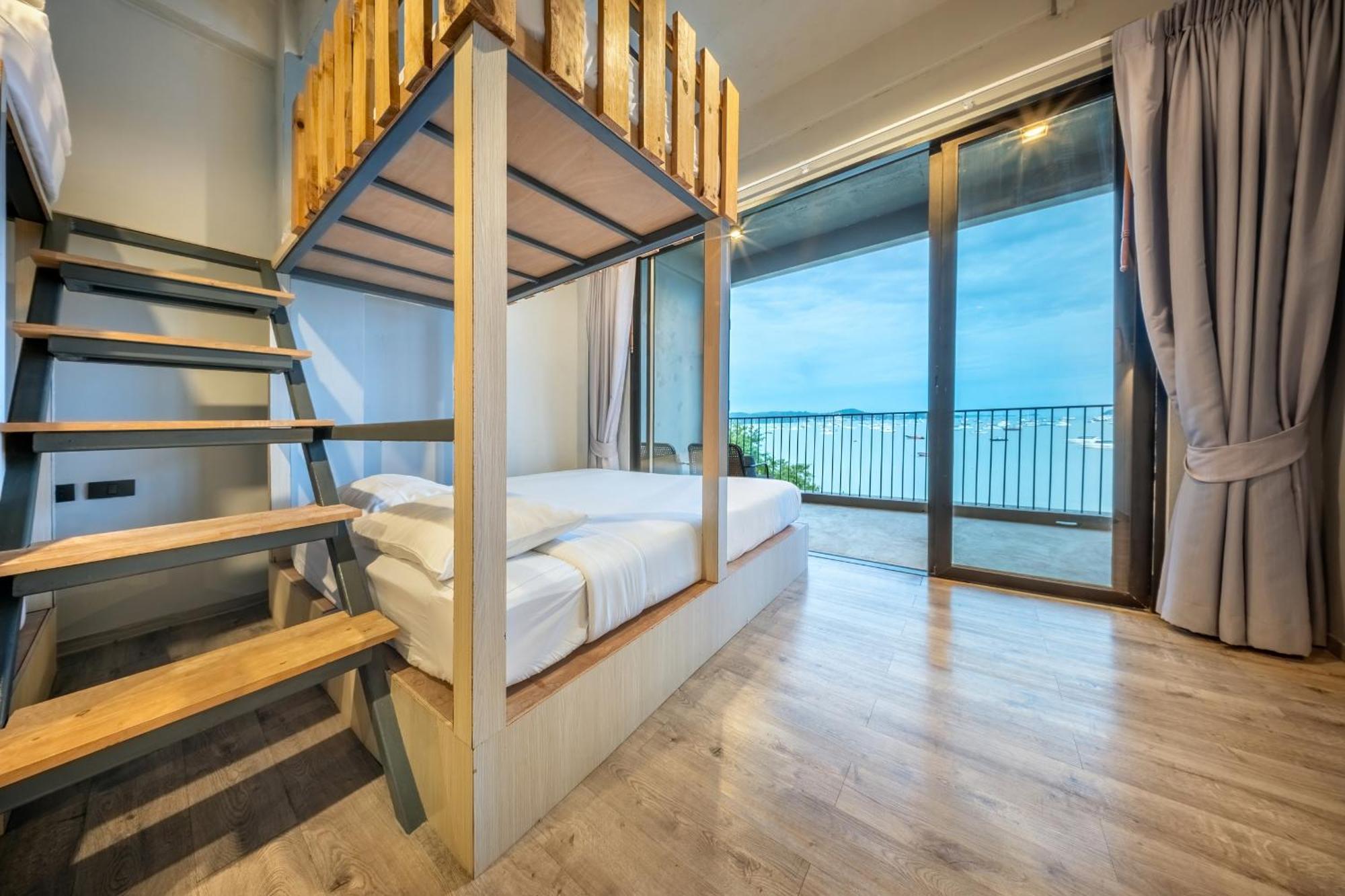 Shin Arch39 Phuket Beach Front - Sha Plus Chalong Ngoại thất bức ảnh